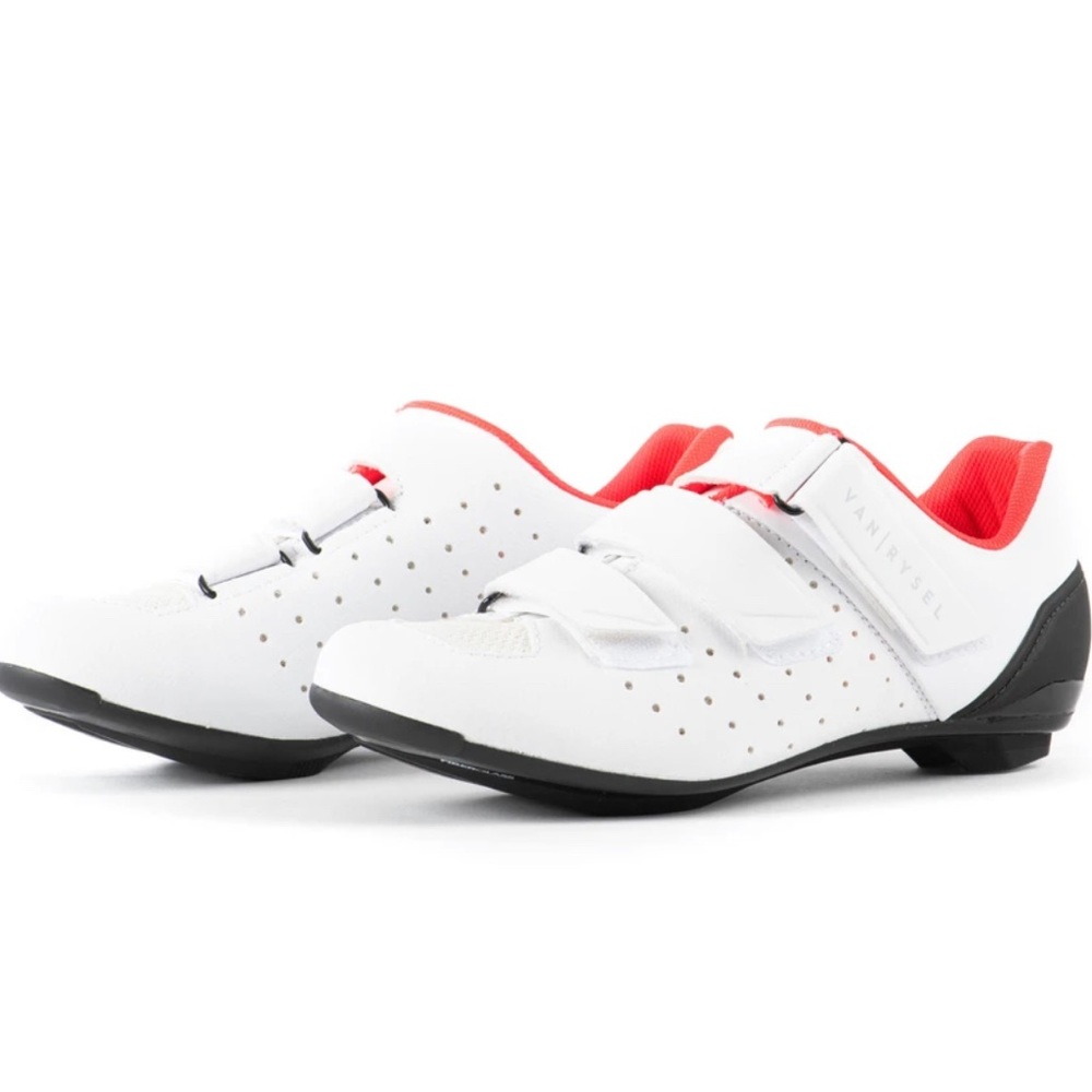 White B-Twin 500 cycling shoes size US 8